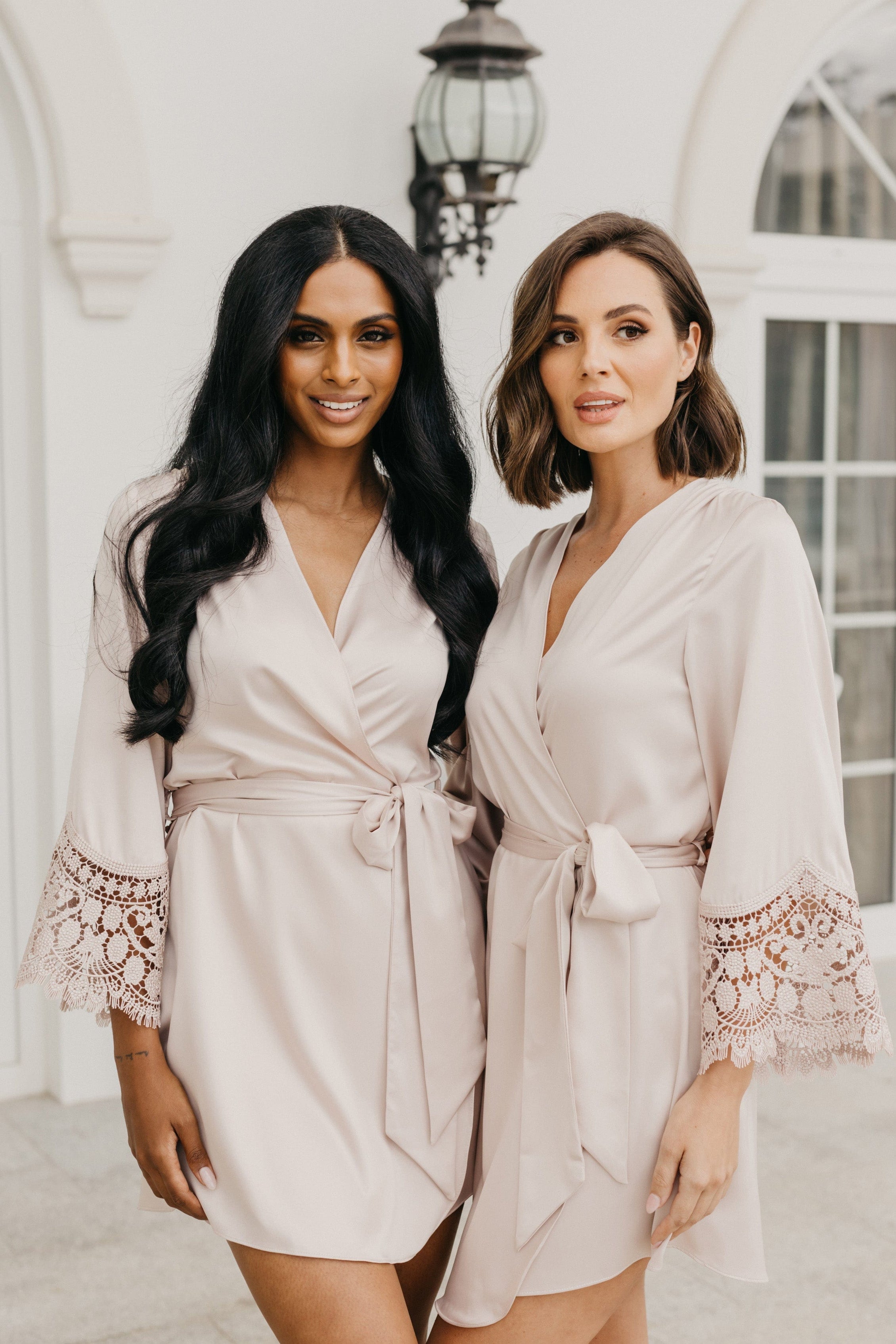 Scarlett Petal Hem Lace Trim Satin Robe – Lerose USA